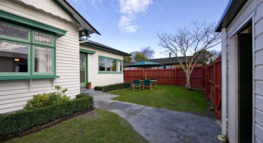  at 30 Wades Avenue, Saint Martins, Christchurch
