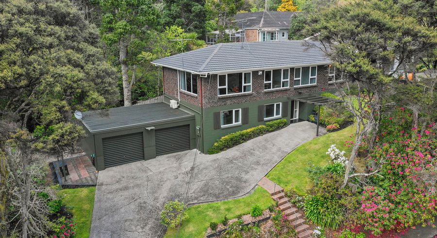  at 83 Woodfern Crescent, Titirangi, Auckland