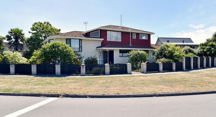  at 1 Lakewood Drive, Burwood, Christchurch