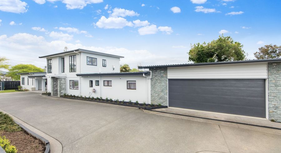  at 110 Simpson Road, Henderson Valley, Auckland