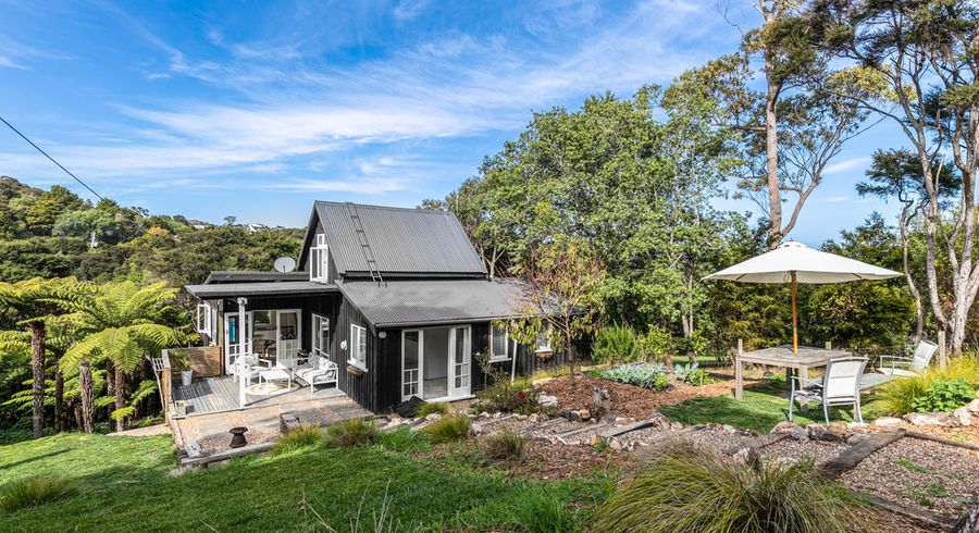 at 29 Crescent Road West, Ostend, Waiheke Island