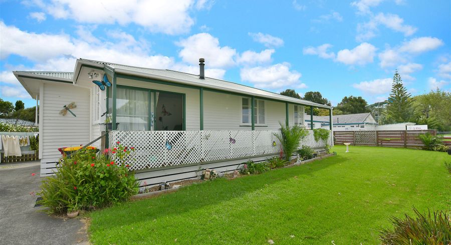  at 2/11 Parakai Avenue, Parakai