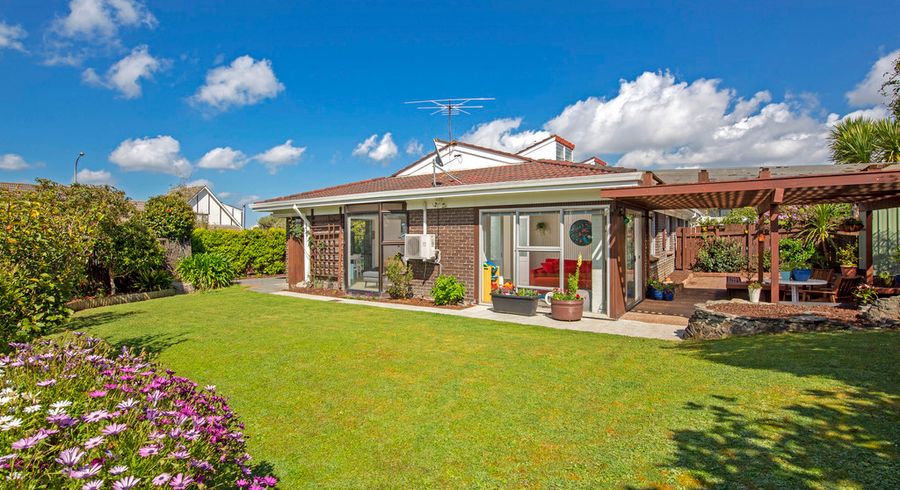  at 1/1 Arkley Avenue, Farm Cove, Auckland