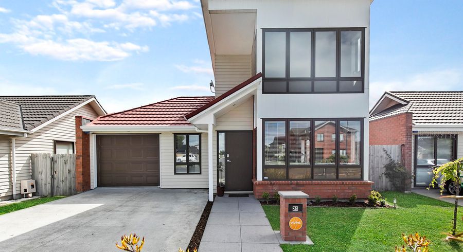 at 24 Tarapiroe Avenue, Takanini
