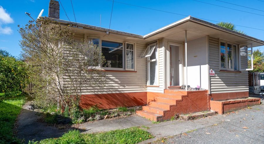  at 8C Bell Road, Western Heights, Rotorua, Bay Of Plenty