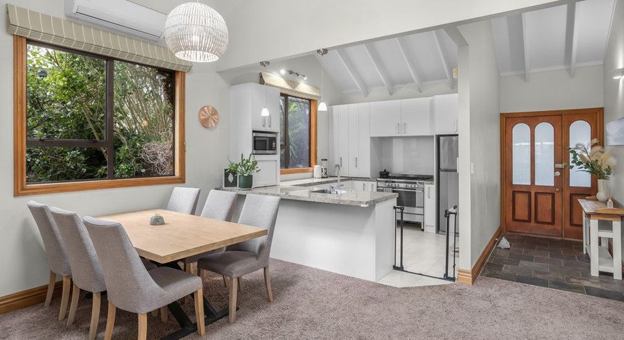  at 7 Kekeno Grove, Tirohanga, Lower Hutt