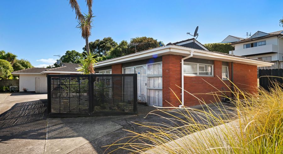  at 1/18 Clovelly Road, Bucklands Beach, Auckland