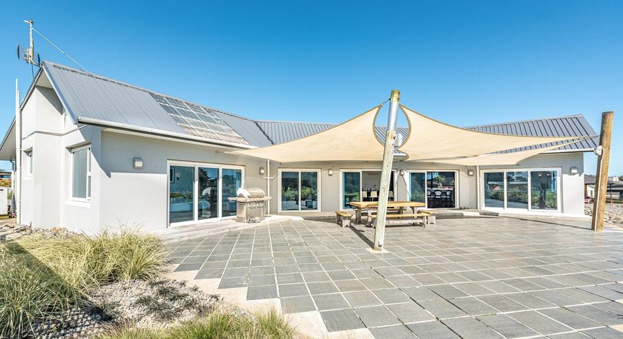  at 35 Golf Vue Place, Castlecliff, Whanganui, Manawatu / Whanganui