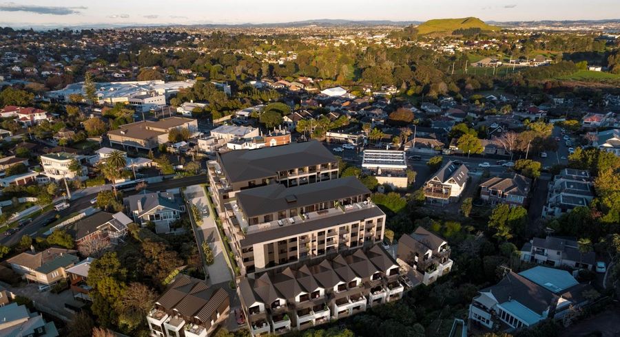  at 8 Meadowbank Road, Meadowbank, Auckland City, Auckland
