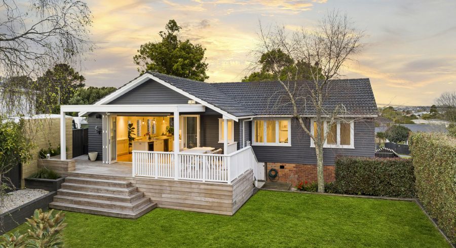  at 19 Paddington Street, Glen Innes, Auckland