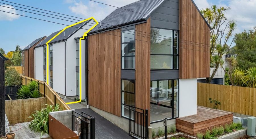  at 2/10 Hurley Street, City Centre, Christchurch City, Canterbury