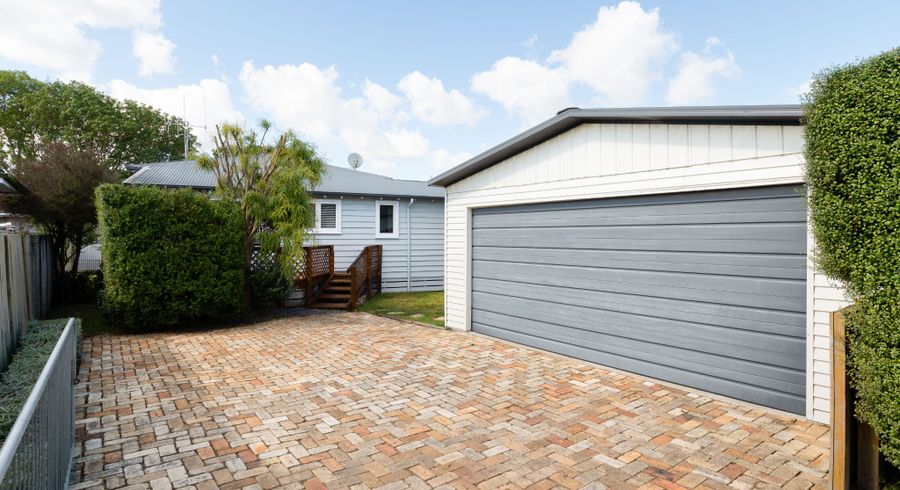  at 1A Mahana Road, Saint Andrews, Hamilton
