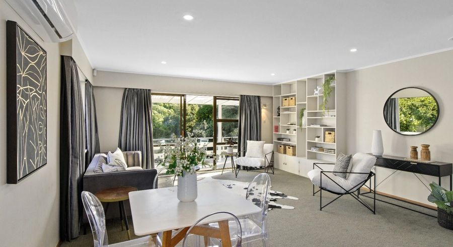  at 10 Palm Grove, Belmont, Lower Hutt