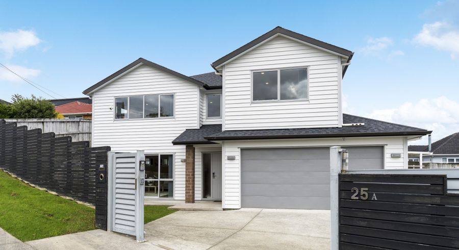  at 25A View Road, Henderson, Waitakere City, Auckland