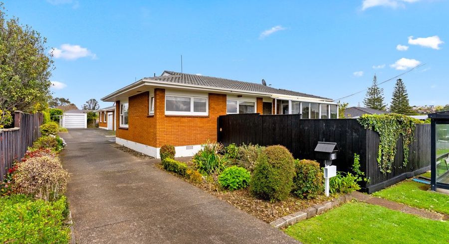  at 1/4 Waterloo Road, Milford, North Shore City, Auckland