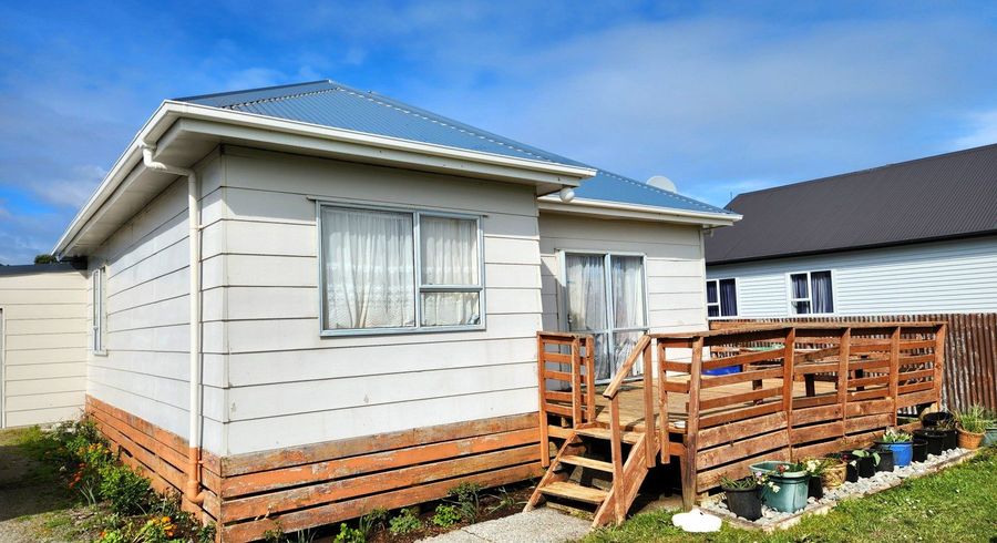  at 62 Hall Street, Cobden, Greymouth