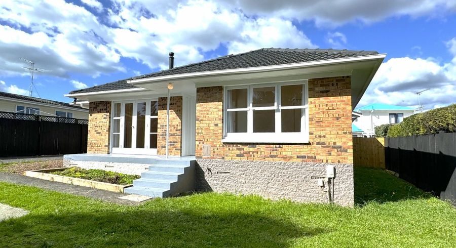  at 23 Megan Avenue, Pakuranga Heights, Auckland