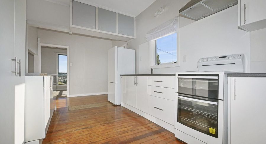  at 82 Pembroke Road (Upper), Northland, Wellington, Wellington