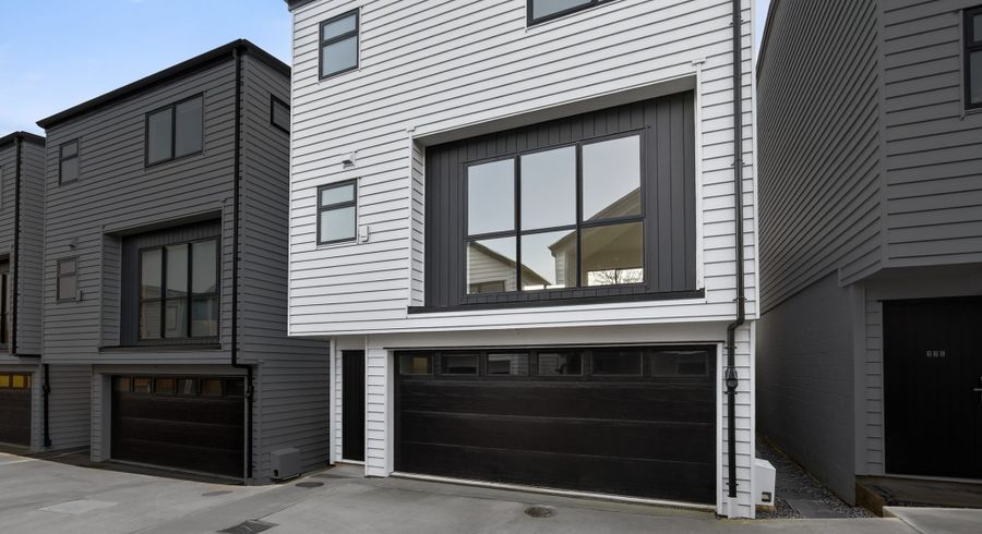  at 27 Jandell Crescent, Bucklands Beach, Manukau City, Auckland