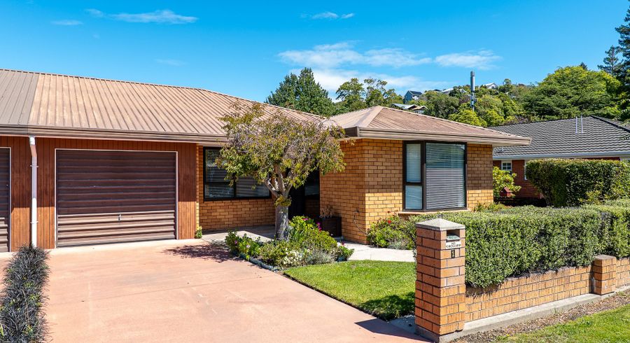  at 1/1 Torvill and Dean Lane, Cashmere, Christchurch City, Canterbury
