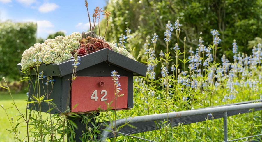  at 42 Parakiwai Quarry Road, Whangamata