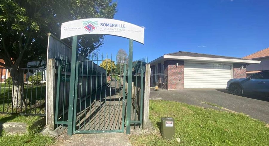  at 36 Meadowland Drive, Somerville, Manukau City, Auckland