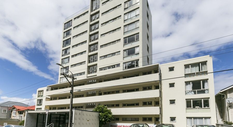  at 17/125 Grant Road, Thorndon, Wellington, Wellington