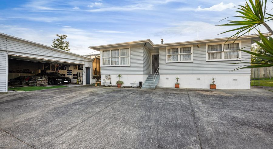  at 12 Choice Avenue, Henderson, Auckland