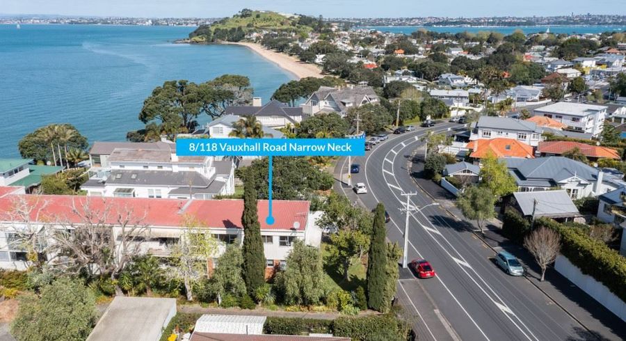  at 8/118 Vauxhall Road, Narrow Neck, Auckland