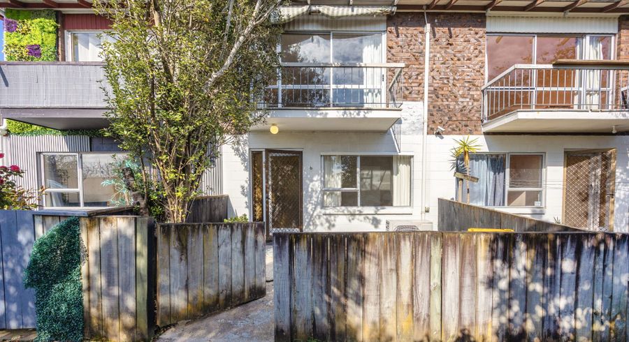  at 6/48 McLeod Road, Henderson, Waitakere City, Auckland