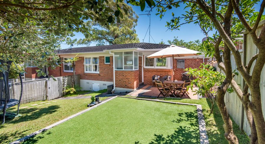  at 2/36 Harley Close, Hauraki, North Shore City, Auckland