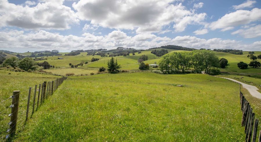  at 444 Komokoriki Hill Road, Makarau, Rodney, Auckland