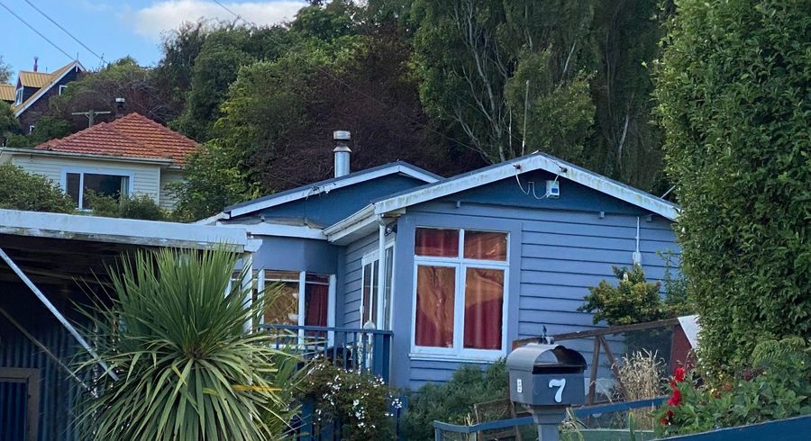  at 7 Dickson Street, Macandrew Bay, Dunedin