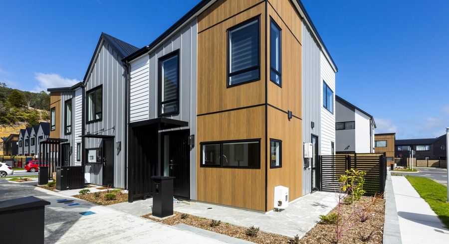  at 8 Reakes Crescent, Wallaceville, Upper Hutt, Wellington