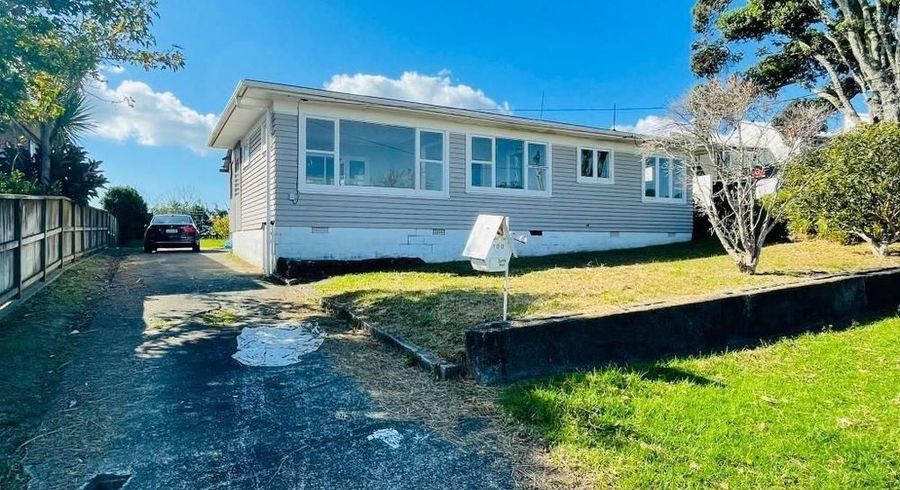  at 100 Halsey Drive, Lynfield, Auckland