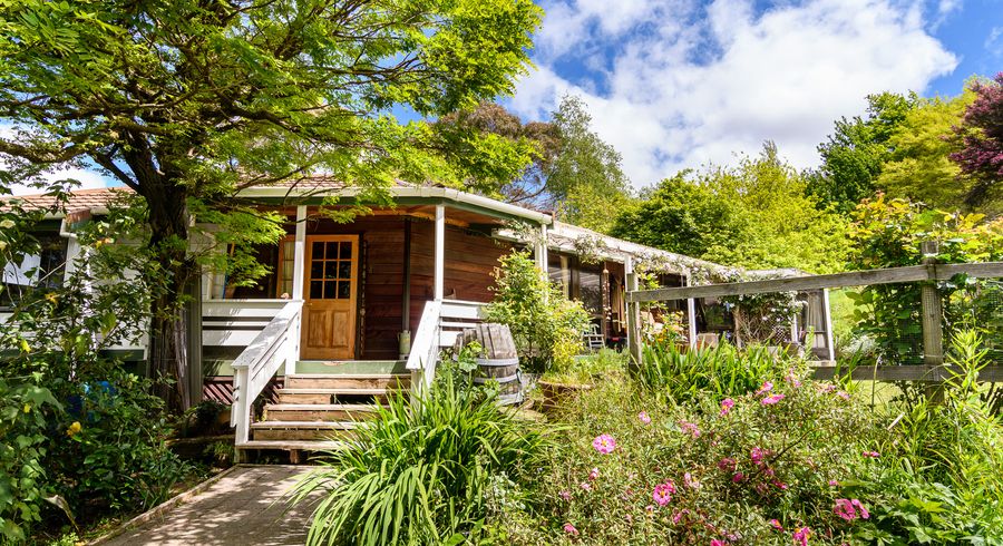  at 255 Pigeon Valley Road, Pigeon Valley, Wakefield
