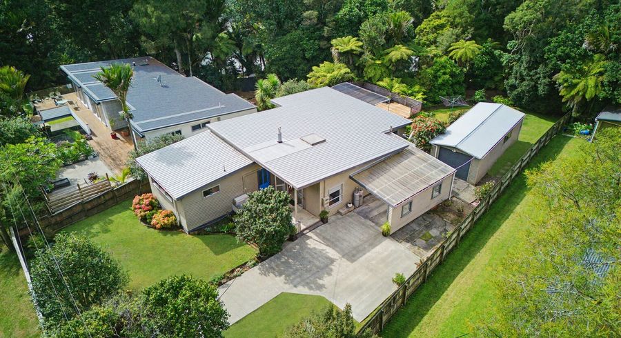  at 21 Sylvan Valley Avenue, Titirangi, Waitakere City, Auckland
