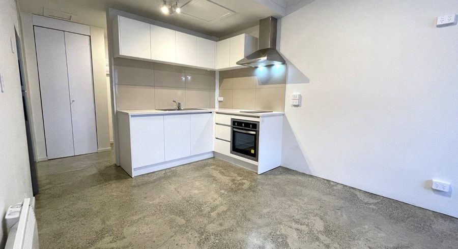  at 6/8 Panama Road, Mount Wellington, Auckland City, Auckland