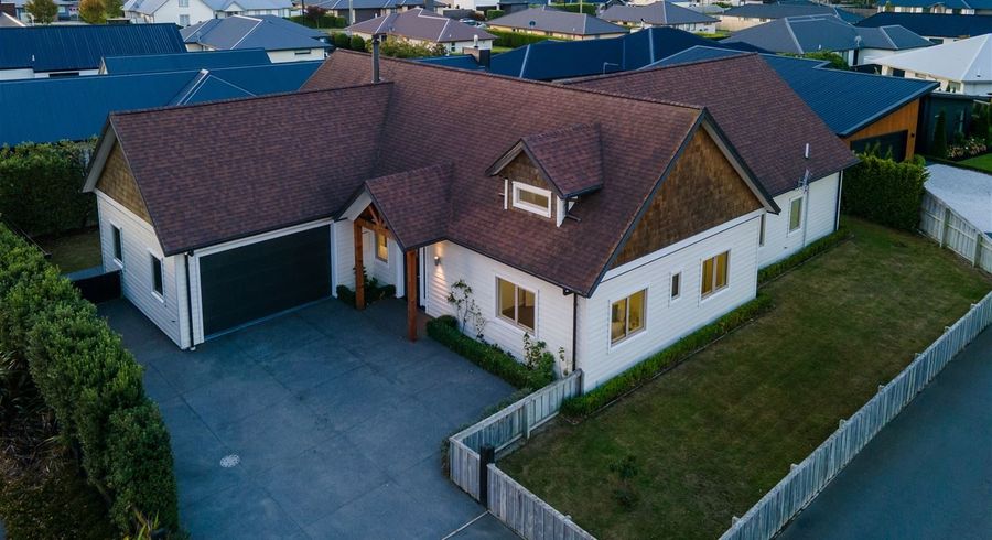  at 7 Oaks Drive, Lincoln, Lincoln