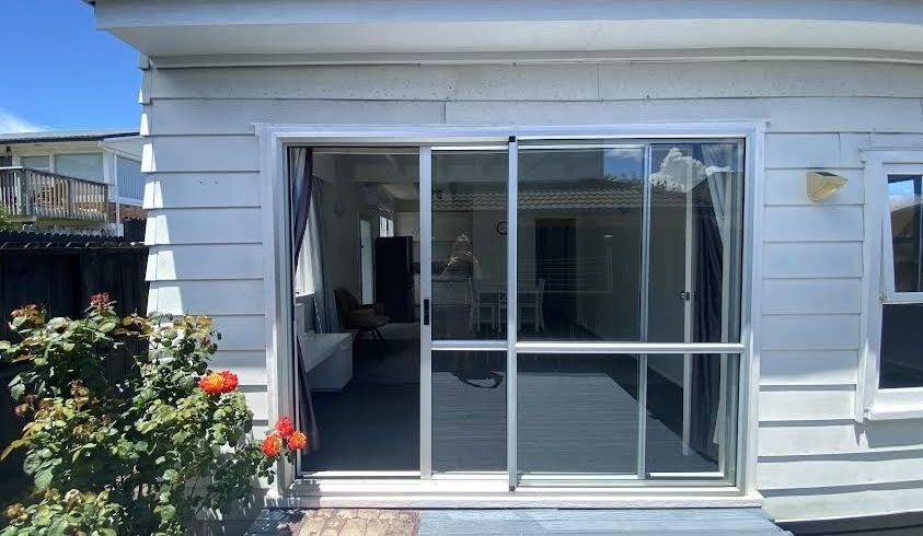  at 9B Bond Crescent , Forrest Hill, North Shore City, Auckland