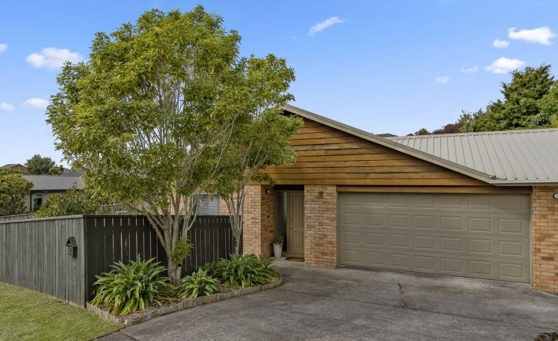  at 14 Maple Crescent, Whalers Gate, New Plymouth