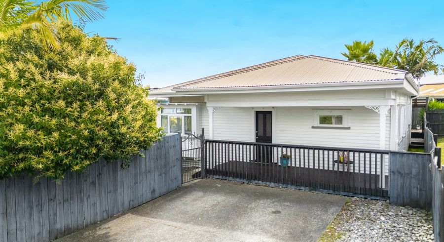  at 9 McCracken Road, Mount Wellington, Auckland City, Auckland