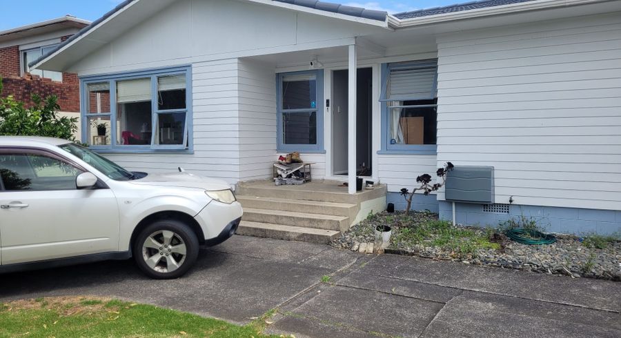  at 16 Montmere Ave.,, Te Atatu Peninsula, Waitakere City, Auckland