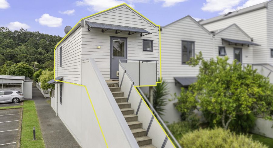  at 23/5 Carolina Place, Albany, North Shore City, Auckland
