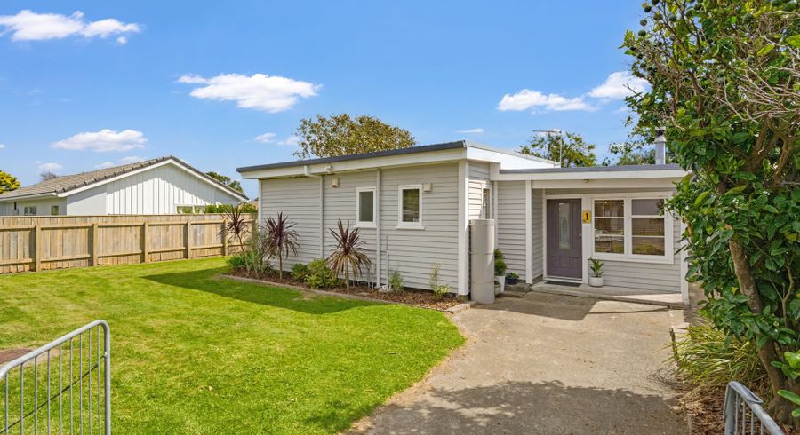  at 1 Te Kupe Road, Paraparaumu Beach, Kapiti Coast, Wellington