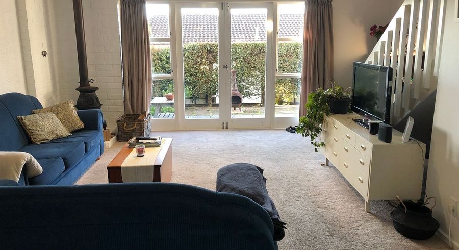 at 2/36 Koromiko Street, New Lynn, Auckland