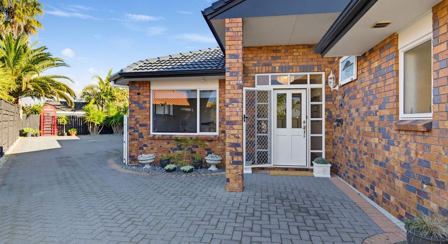 at 152 Gravatt Road, Papamoa Beach, Tauranga, Bay Of Plenty
