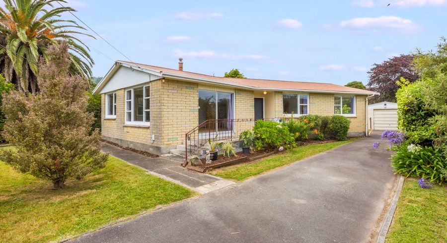  at 58 Rimu Street, Waikanae