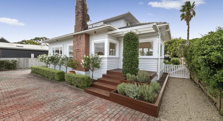  at 36 Second View Avenue, Beachlands, Manukau City, Auckland