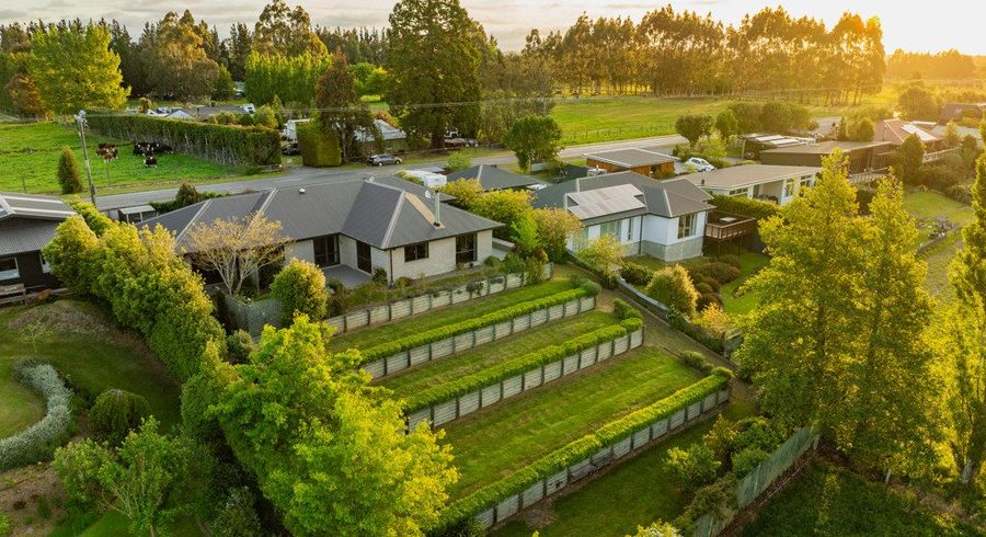  at 1798 Cust Road, Cust, Cust